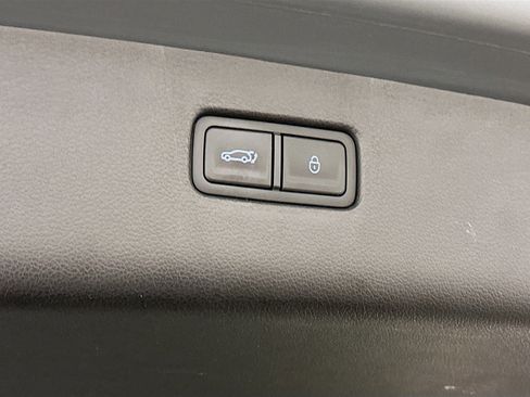 Used 2025 Genesis GV80 2.5T Standard AWD/4WD image 31