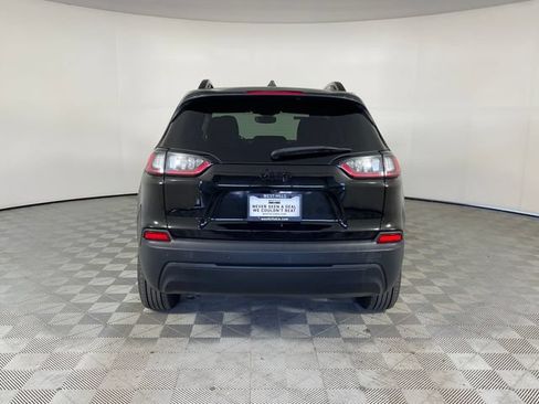 Used 2021 Jeep Cherokee Latitude Plus AWD/4WD image 24