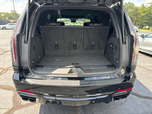 Used 2025 Cadillac Escalade V w/ LPO, Floor Liner Package AWD/4WD image 5