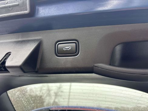 Used 2022 Hyundai Tucson Limited image 15