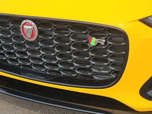 Used 2021 Jaguar F-TYPE R AWD/4WD image 10