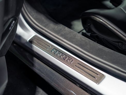 Used 2022 Ferrari 296 GTB RWD image 13