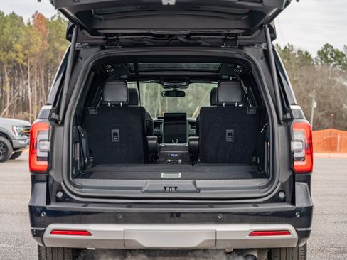 Certified 2023 Ford Expedition Platinum image 23