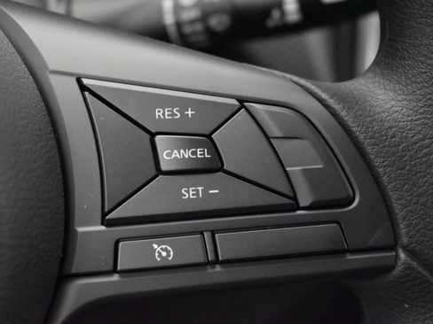 Certified 2025 Nissan Kicks Play S FWD image 18