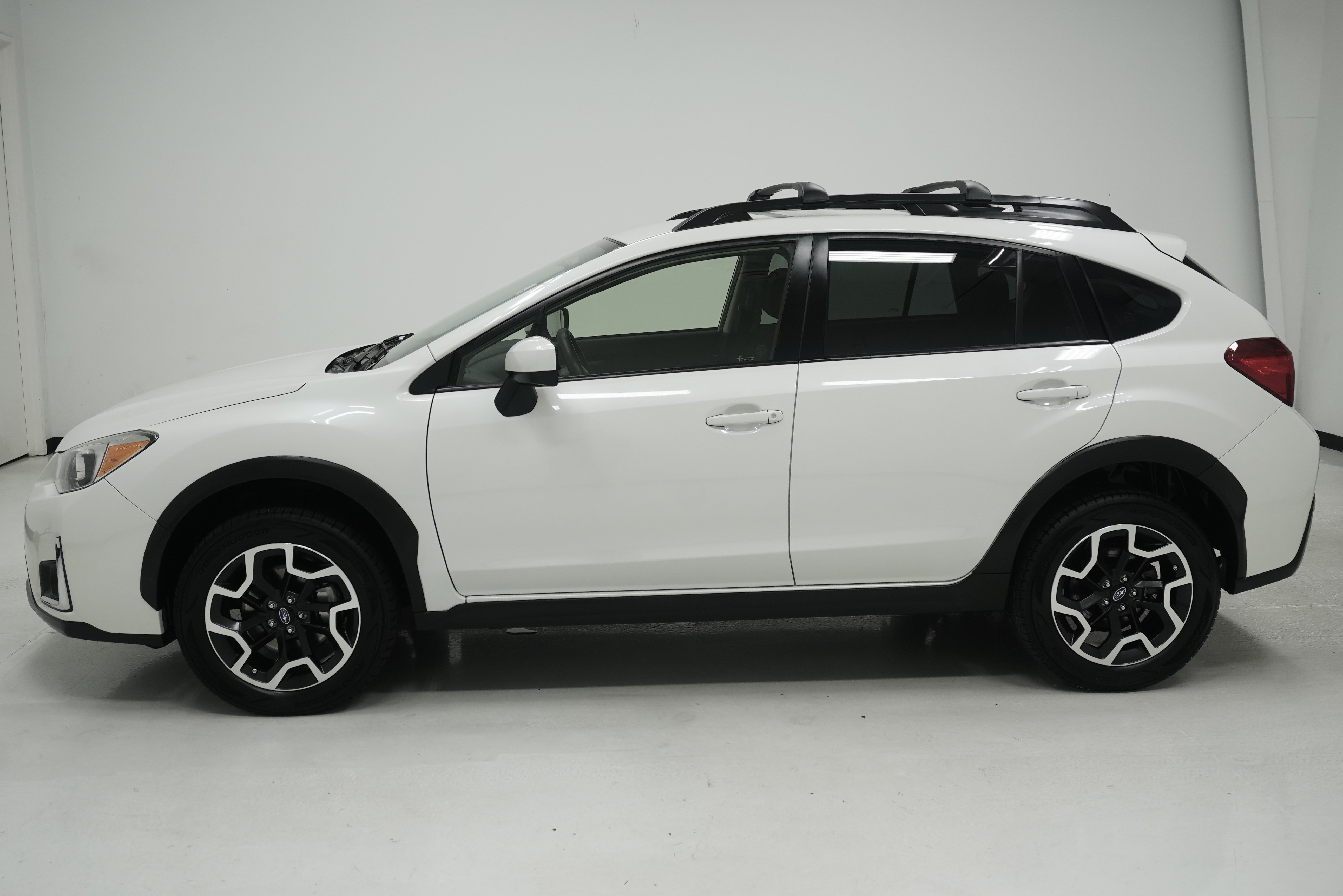 Used 2016 Subaru Crosstrek 2.0i Premium AWD/4WD image 7