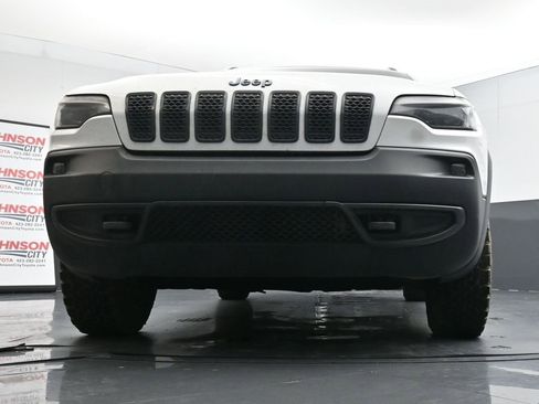 Used 2019 Jeep Cherokee Latitude image 19