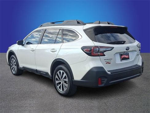 Used 2021 Subaru Outback Premium image 6