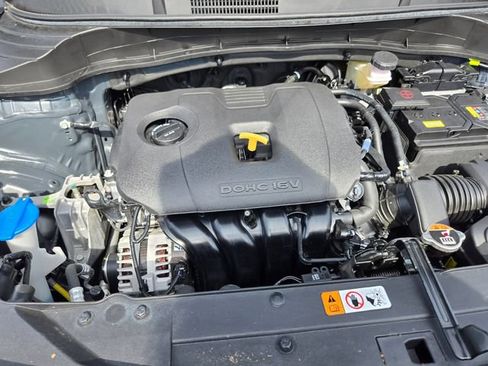 Used 2025 Kia Soul LX w/ LX Technology Package FWD image 20