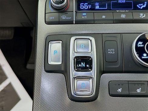 Used 2020 Hyundai Palisade Limited image 17