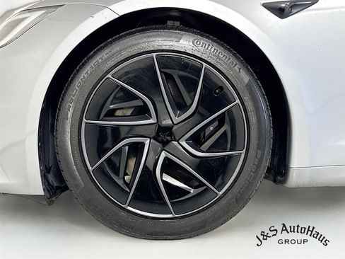 Used 2026 Tesla Model S AWD/4WD image 39