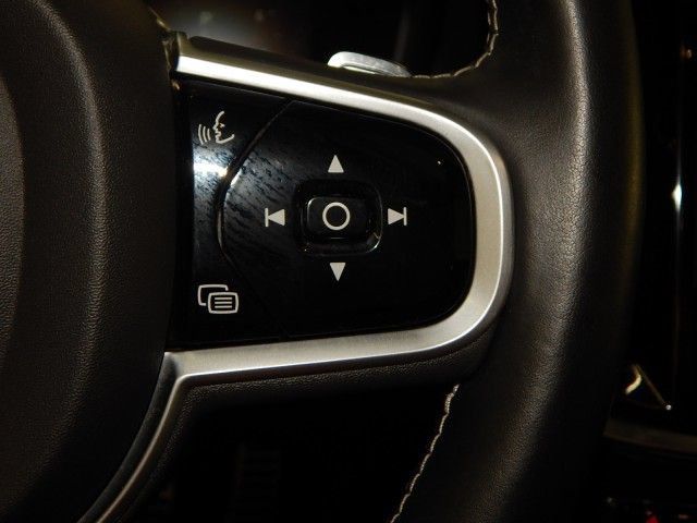 Used 2019 Volvo S60 T6 R-Design AWD/4WD image 27
