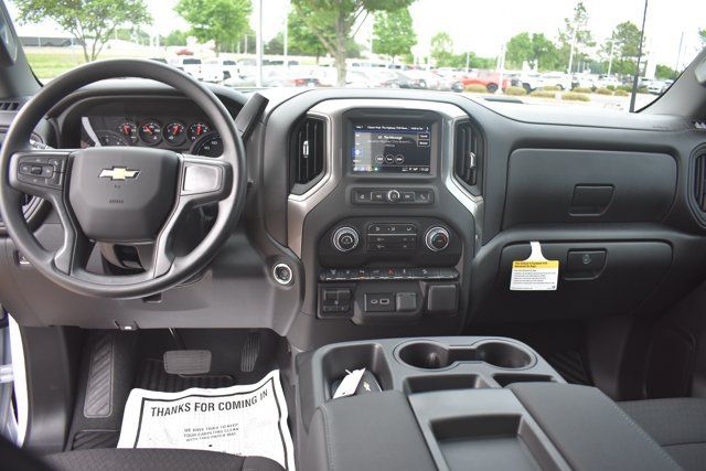 New 2026 Chevrolet Silverado 2500 Custom w/ Custom Value Package AWD/4WD image 21