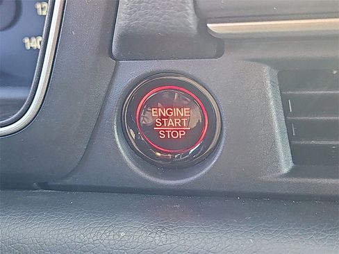 Certified 2023 Honda Pilot Sport image 21