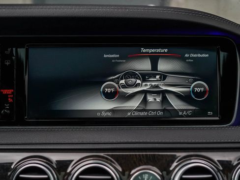 Used 2017 Mercedes-Benz S 550 Sedan image 22