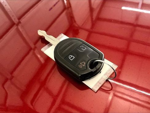 Used 2014 Ford Explorer XLT image 9