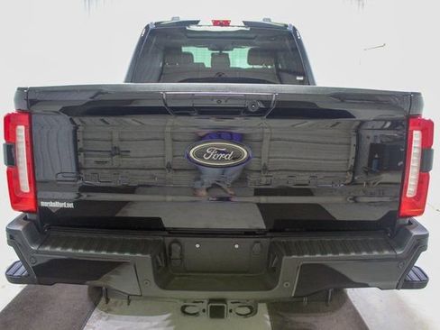 Used 2025 Ford F350 Lariat w/ Black Appearance Package image 5