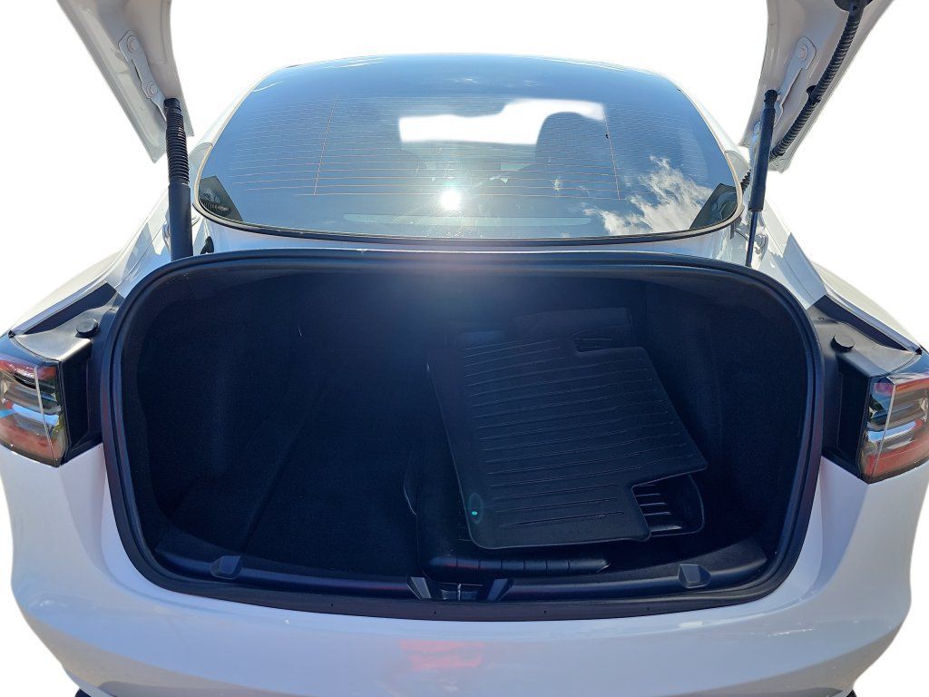 Used 2023 Tesla Model 3 Performance AWD/4WD image 30