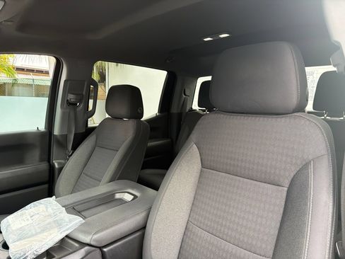 Used 2022 Chevrolet Silverado 1500 Custom RWD image 27