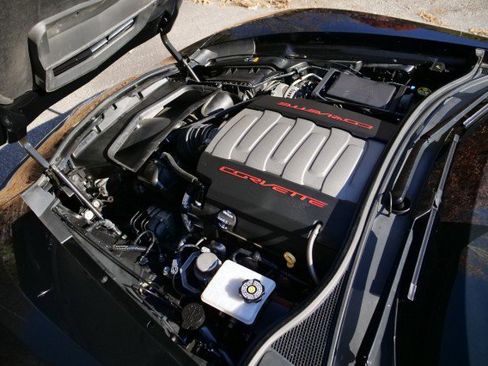 Used 2019 Chevrolet Corvette Stingray Convertible w/ 1LT image 39