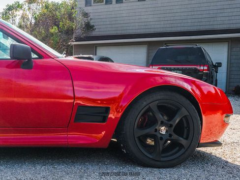 Used 1987 Porsche 944 Coupe image 11