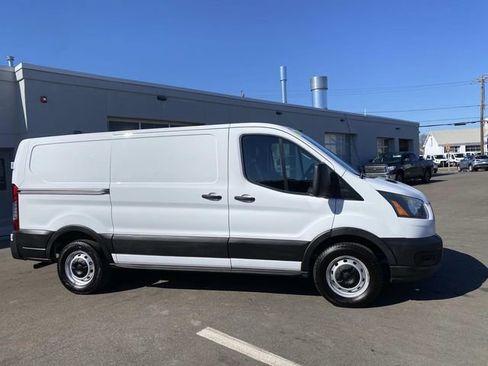 Used 2023 Ford Transit 150 Low Roof RWD image 10