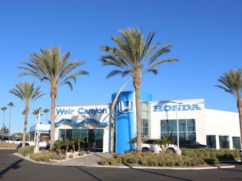 Used 2020 Toyota Tacoma TRD Sport w/ Technology Package image 36