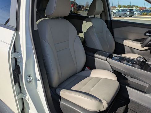 Certified 2023 Nissan Rogue SV w/ SV Premium B Package image 29