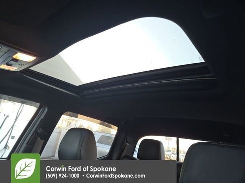 Used 2023 Toyota Tacoma Limited image 16