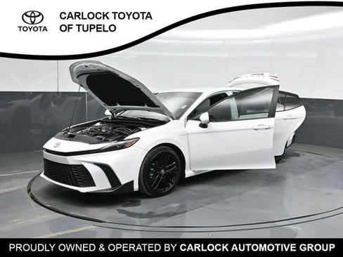 Used 2025 Toyota Camry SE FWD image 55