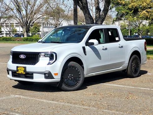 New 2026 Ford Maverick Lobo image 13