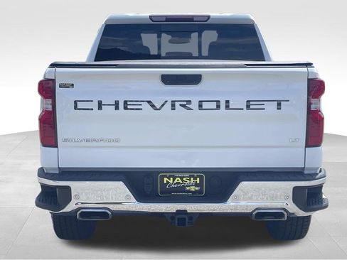 Used 2021 Chevrolet Silverado 1500 LT AWD/4WD image 4