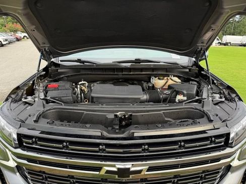 Used 2022 Chevrolet Tahoe RST w/ Luxury Package AWD/4WD image 33