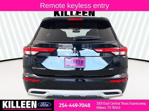 Used 2024 Mitsubishi Outlander SEL image 7