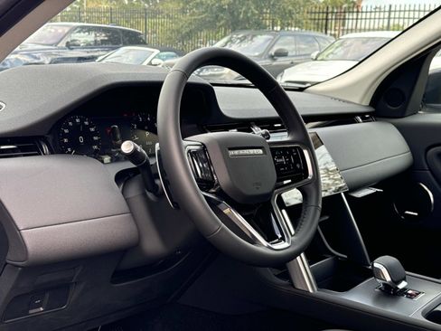 Certified 2025 Land Rover Discovery Sport S image 22