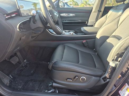 Used 2026 Genesis GV70 2.5T image 18