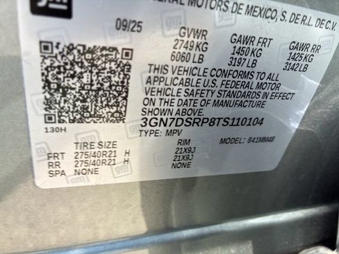 Used 2026 Chevrolet Equinox EV RS FWD image 14