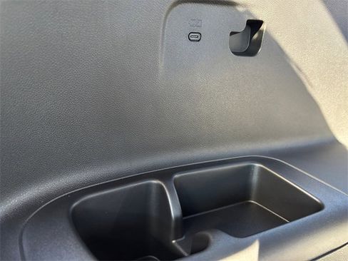 New 2026 Chevrolet Traverse Z71 w/ Enhanced Driving Package image 37