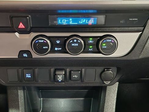 Used 2023 Toyota Tacoma SR5 image 38