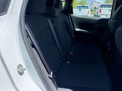 Used 2025 Nissan Kicks S AWD/4WD image 22