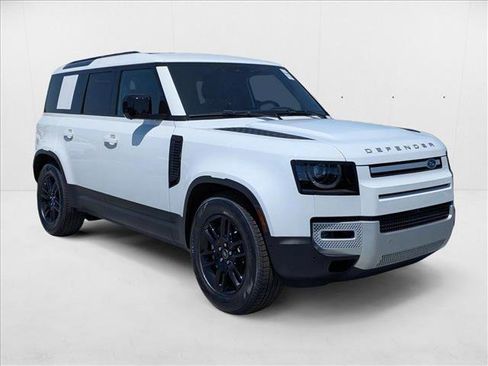 New 2025 Land Rover Defender 110 S image 7
