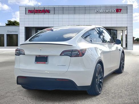 Used 2021 Tesla Model Y Performance AWD/4WD image 6