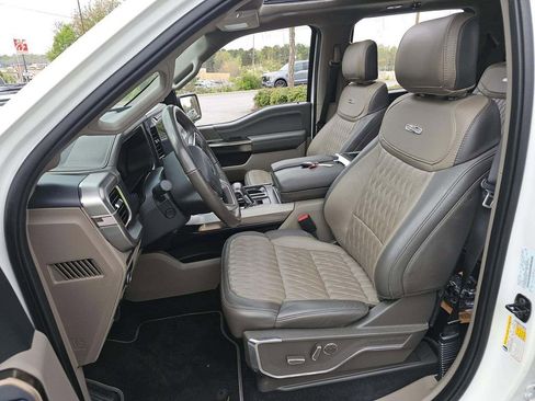 Used 2024 Ford F150 Platinum w/ Equipment Group 703A Plus image 3