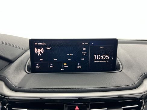 Used 2023 Acura MDX SH-AWD image 13