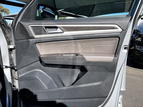 Certified 2023 Volkswagen Atlas SE image 22