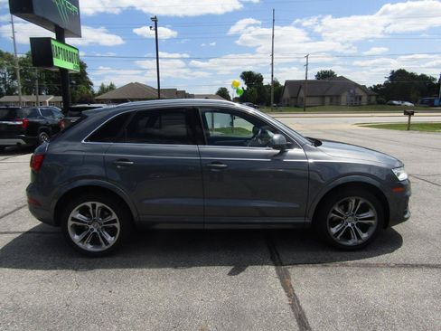 Used 2017 Audi Q3 2.0T Premium Plus w/ Premium Plus Package AWD/4WD image 10