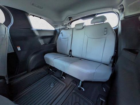 New 2026 Toyota Sienna XLE image 16