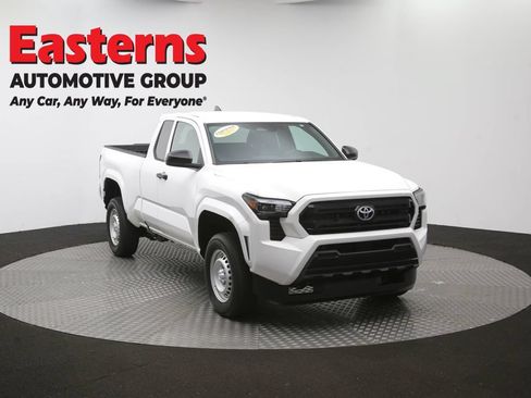 Used 2024 Toyota Tacoma SR RWD image 46