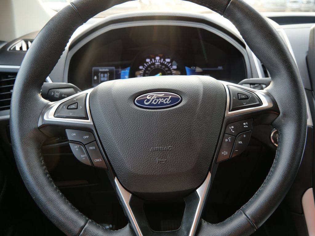 Used 2024 Ford Edge SEL w/ Convenience Package AWD/4WD image 25