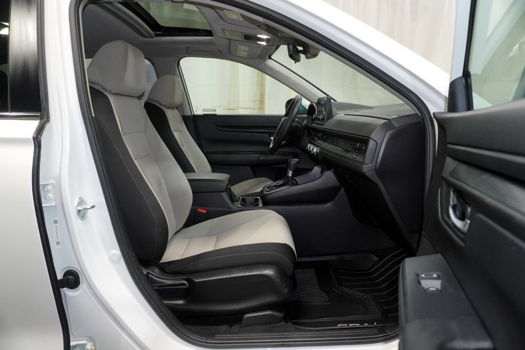 Used 2023 Honda CR-V EX image 12