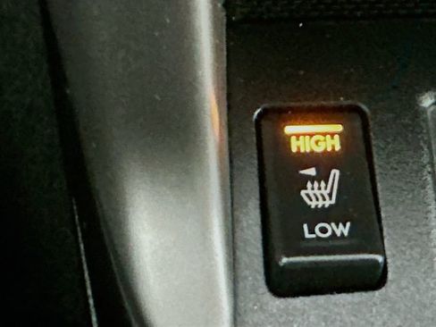 Used 2014 Subaru Forester 2.5i Touring image 15